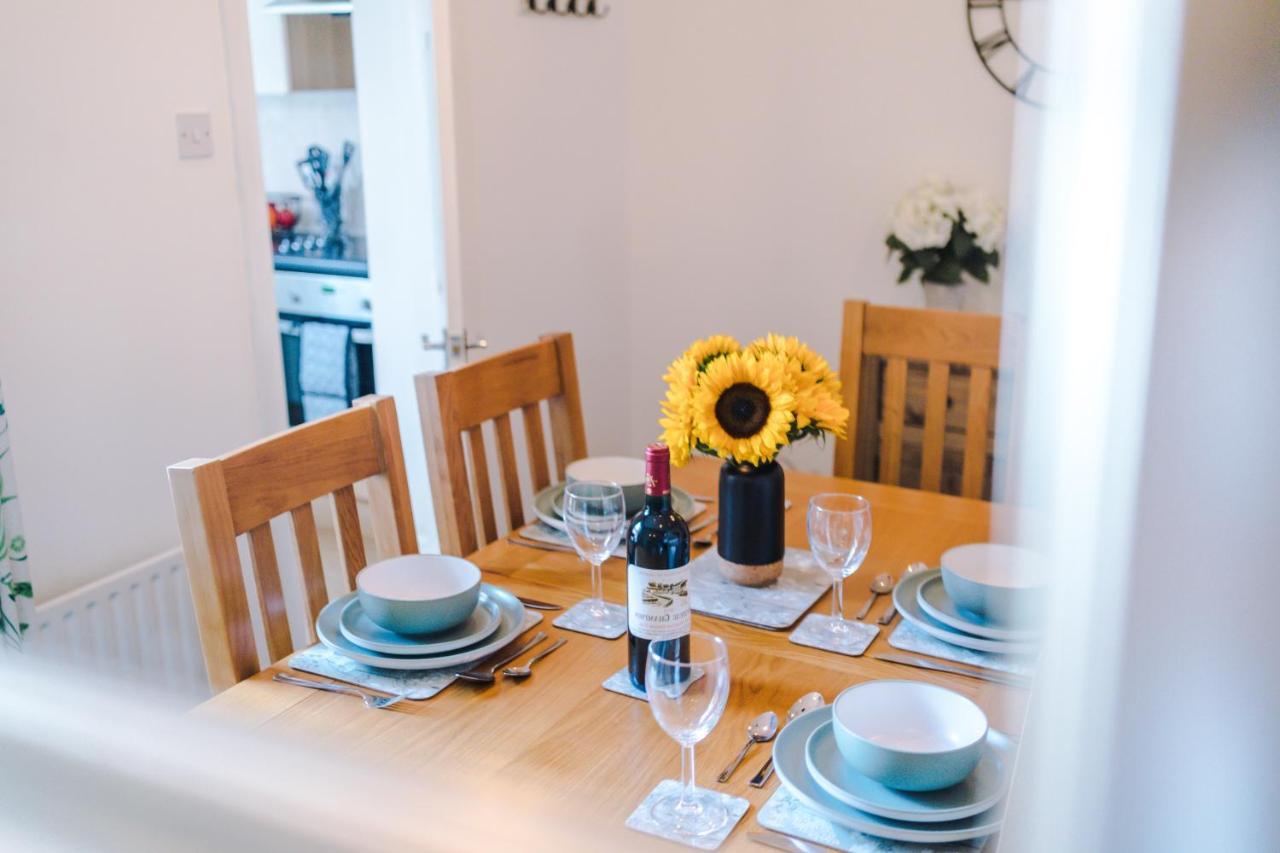 Spacious 2-Bed City-Centre Cottage In Chester By 53 Degrees Property - Ideal For Groups & Couples - Sleeps 6 Екстериор снимка