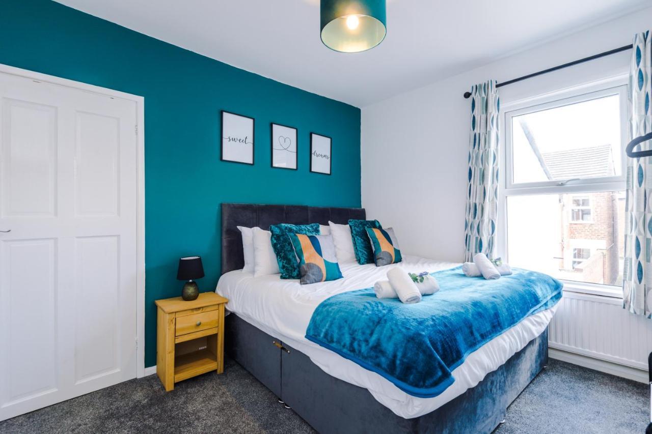Spacious 2-Bed City-Centre Cottage In Chester By 53 Degrees Property - Ideal For Groups & Couples - Sleeps 6 Екстериор снимка